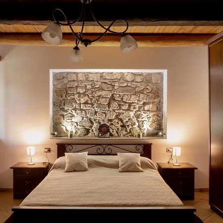 E Selvanera Postiglione